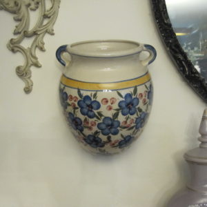 wall pocket vase