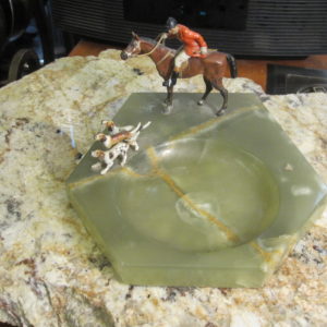 hunting ashtray