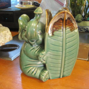 elephant vase